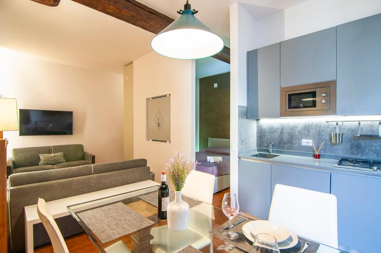 Il Cuscino Di Giulietta - 2 Min From Arena Appartement Verona Buitenkant foto